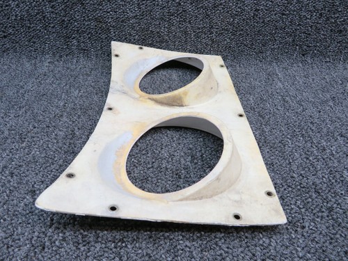 1252007-2 Cessna 210N Cover Assembly Dual Landing Light - Picture 7 of 11