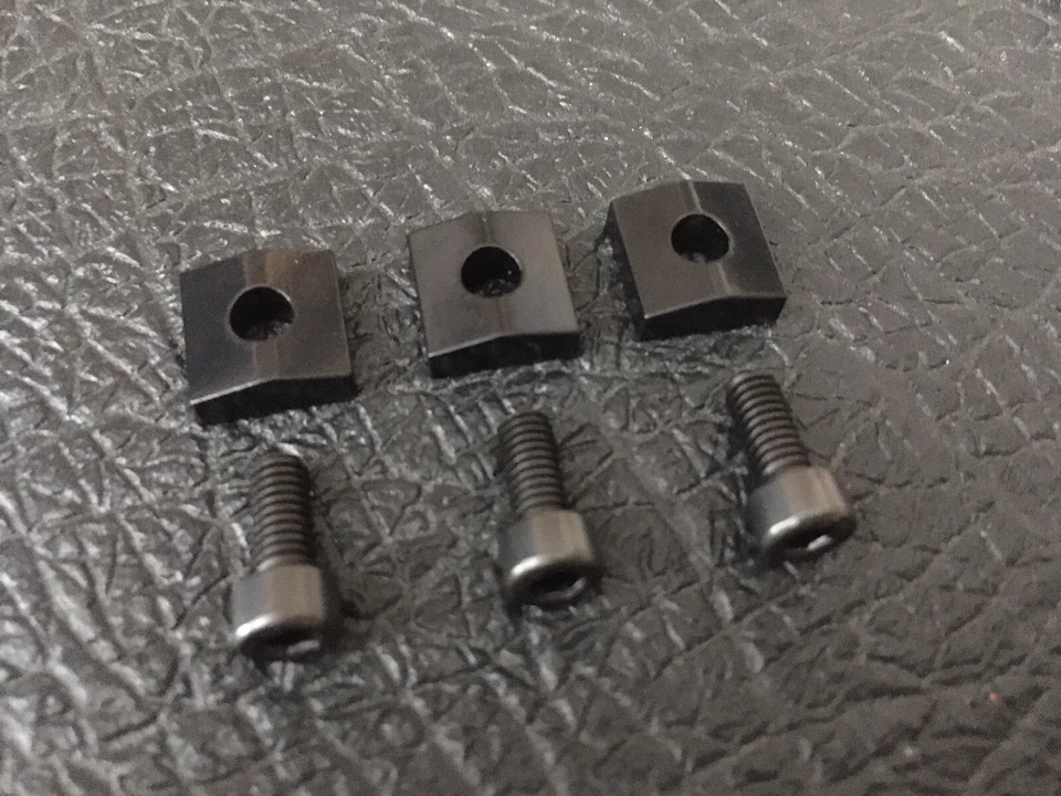 GENERIC PART Floyd Rose schwarz Verriegelung Gitarrenmutter Saitenklemmen & Bolzen SCHNELL & VERSANDKOSTENFREI!!