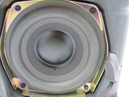 Conjunto de subaltavoces traseros Cadillac SRX 2004-2009 BOSE FABRICANTE DE EQUIPOS ORIGINALES 25718355 - Imagen 5 de 6