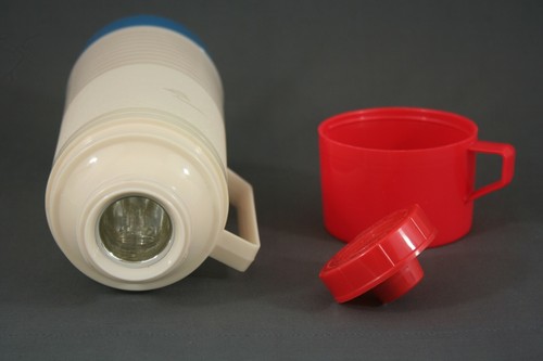 Vintage Aladdin 1 Quart, rot, weiß und blau Dura-Clad Thermosflasche - Bild 4 von 5