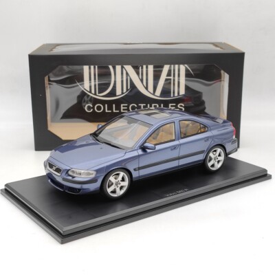 DNA Collectibles 1/18 Volvo S60 R 2003 Blue DNA000134 Resin Model