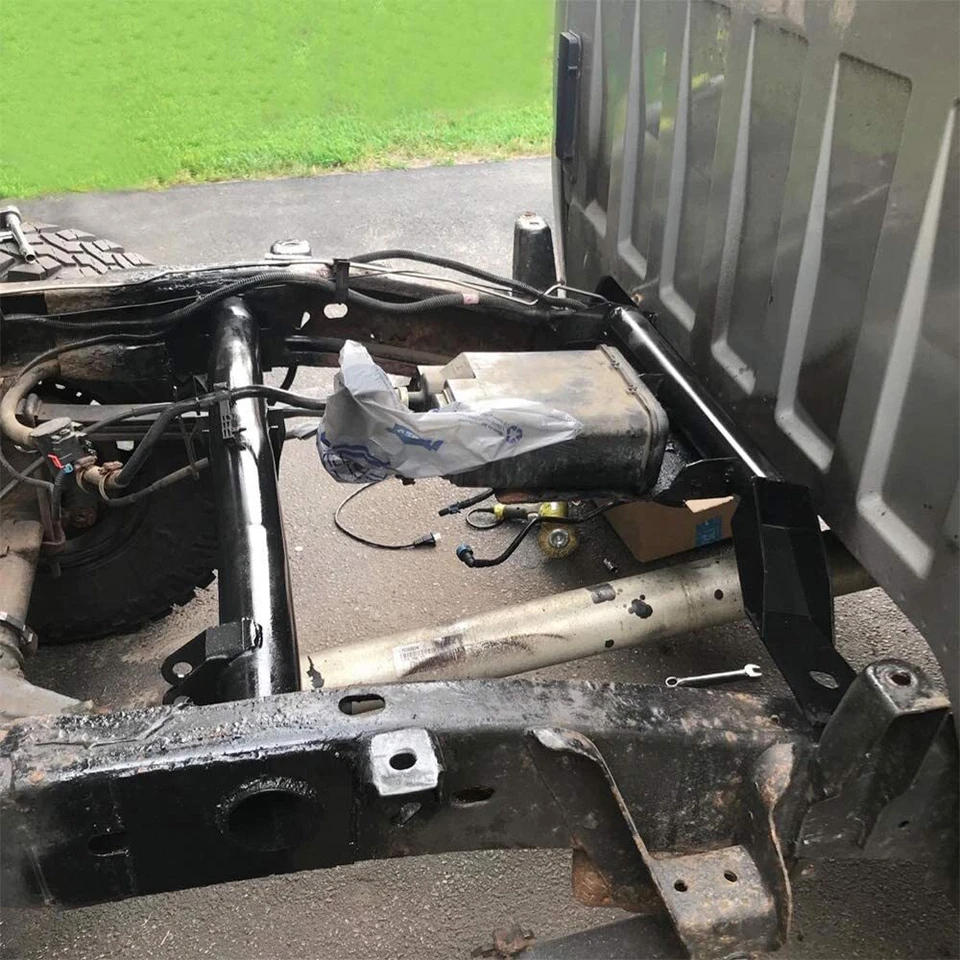 Front Fuel Tank Support Crossmember Kit 96-06 Chevy Silverado GMC Sierra 1500 - Image 4 of 4