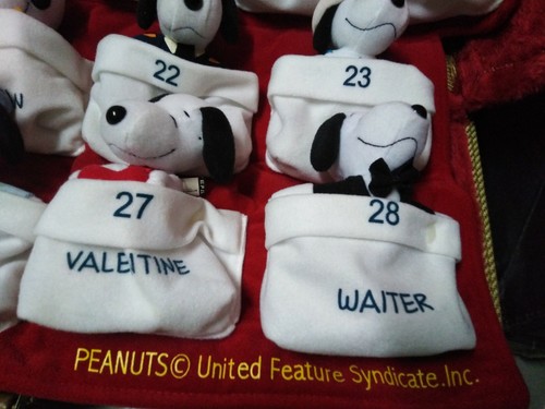 Vintage Many Lives of Snoopy Peanuts McDonald's 2001 Pre-owned Complete Set - Picture 9 of 11