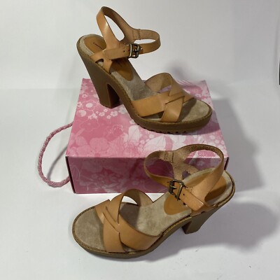 Chinese Laundry Massive Veg Leather Natural Sandals Size 8.5 M NEW