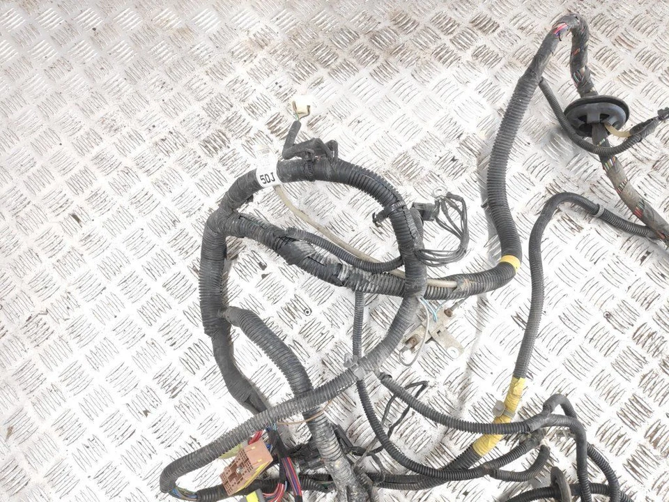 Arnés de cables cinturón compartimento motor Chevrolet Aveo 1.2i 62kW 2010 LHD 96826081 Foto 4 de 4