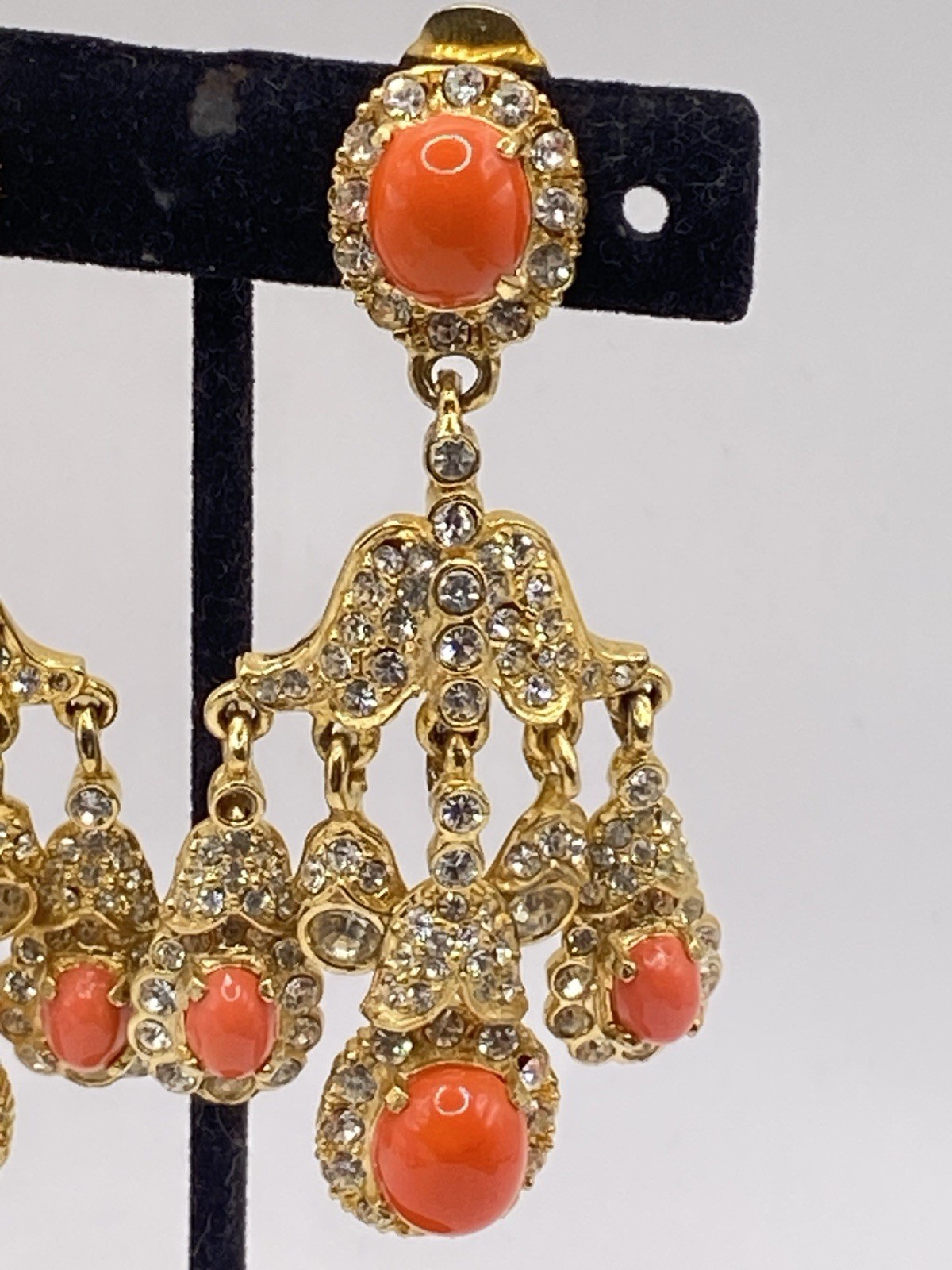 Vtg  KJL Kenneth Jay Lane Faux Coral Drop Dangle … - image 17