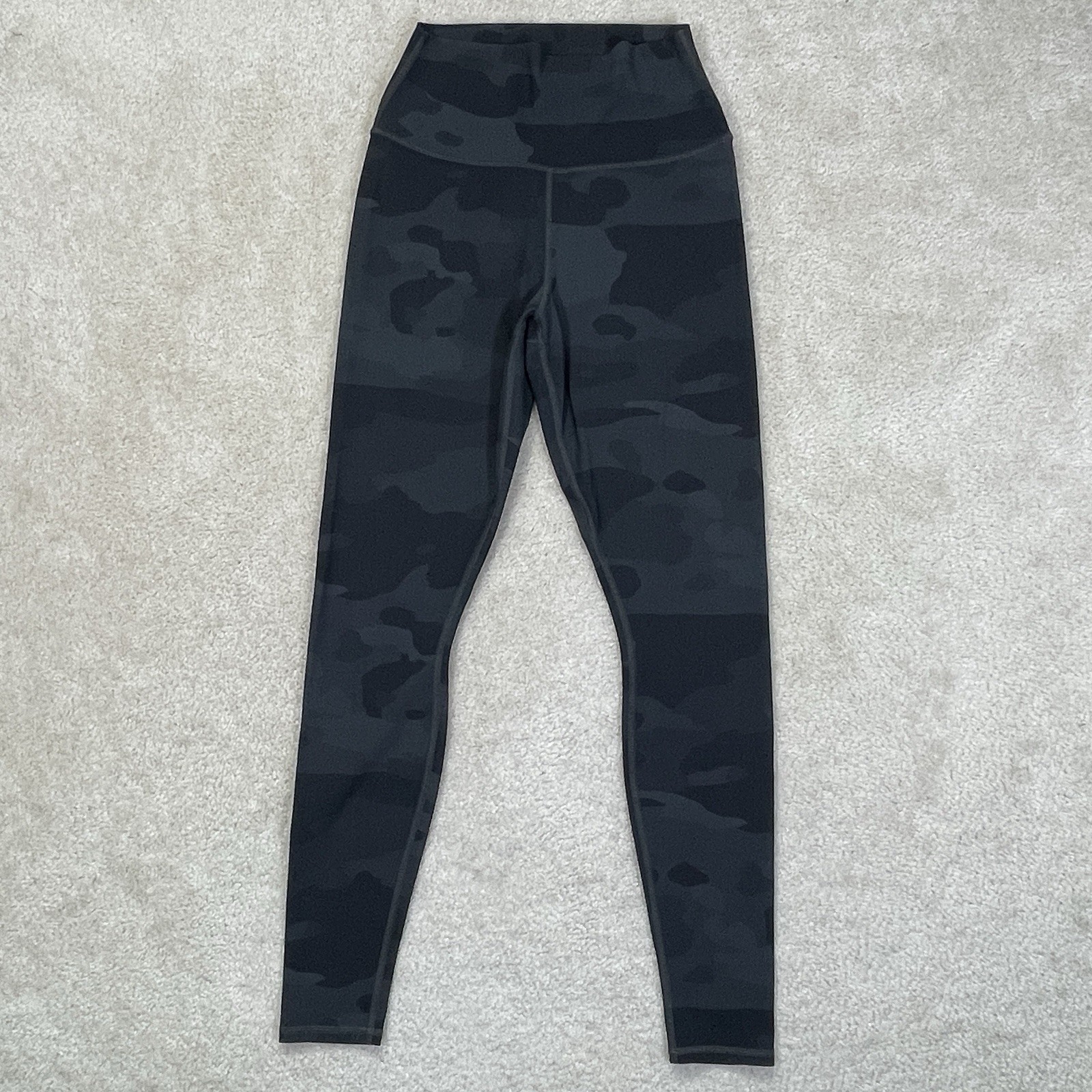 Alo Women's Small Black Camo Yoga Leggings Skinny Active No Care Tag