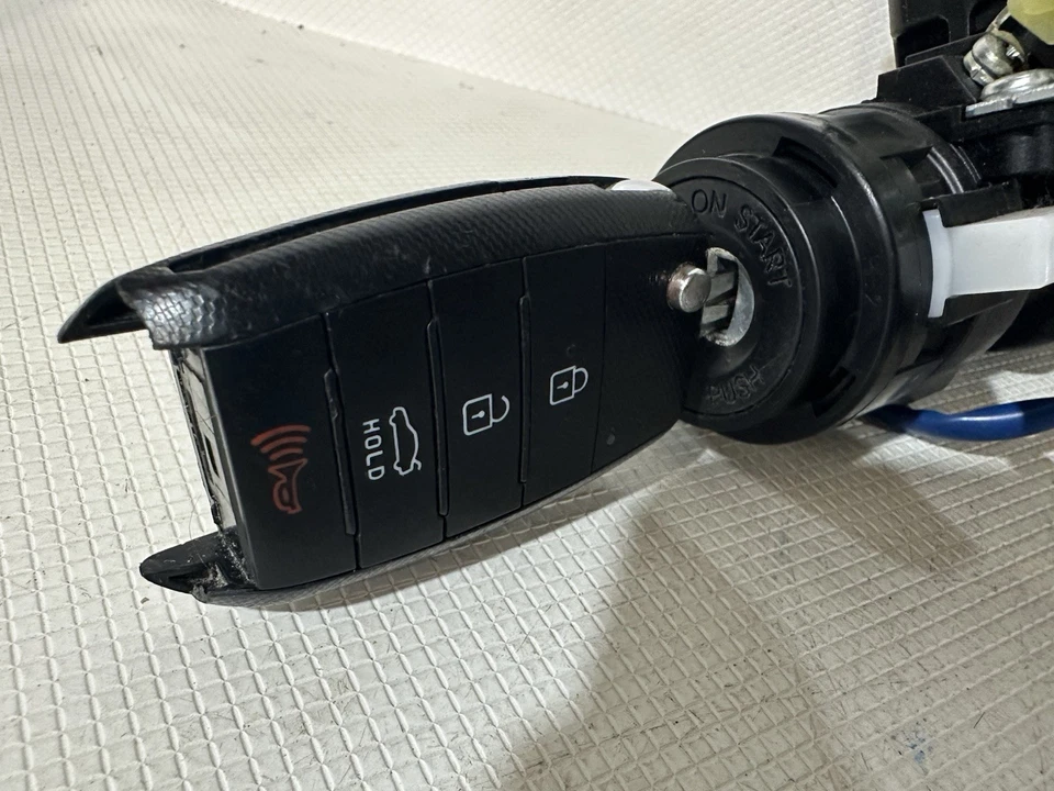 Interruptor de bloqueo de encendido Kia Forte 2014-2018 cerradura de puerta con llave y cubierta OEM Foto 3 de 4
