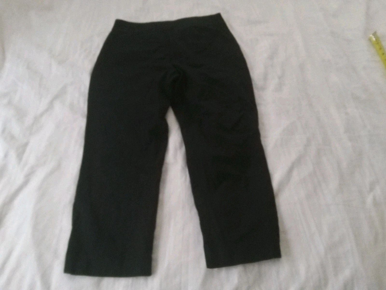 Ann Taylor Black Plain Trousers Cropped Black Pants Women’s Size 8P