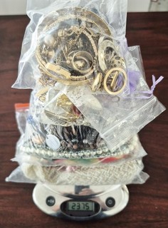 Großes Konvolut fast 2 4 KG Schmuck Modeschmuck Sammlung