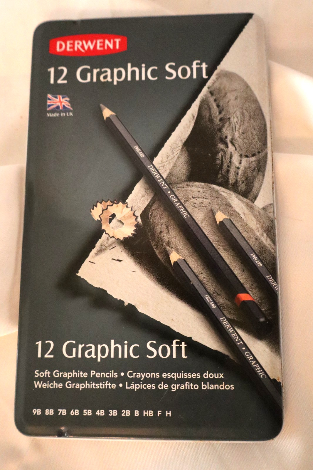 Derwent Graphic 12 Soft Set