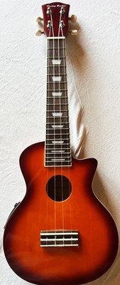 Sopran Ukulele  Harley Benton UK-L100E VS mit Koffer