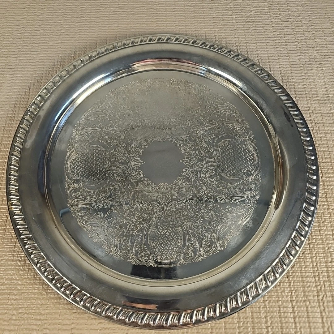 Leonard Silver In Antique Us Silver-Plated Platters & Trays for