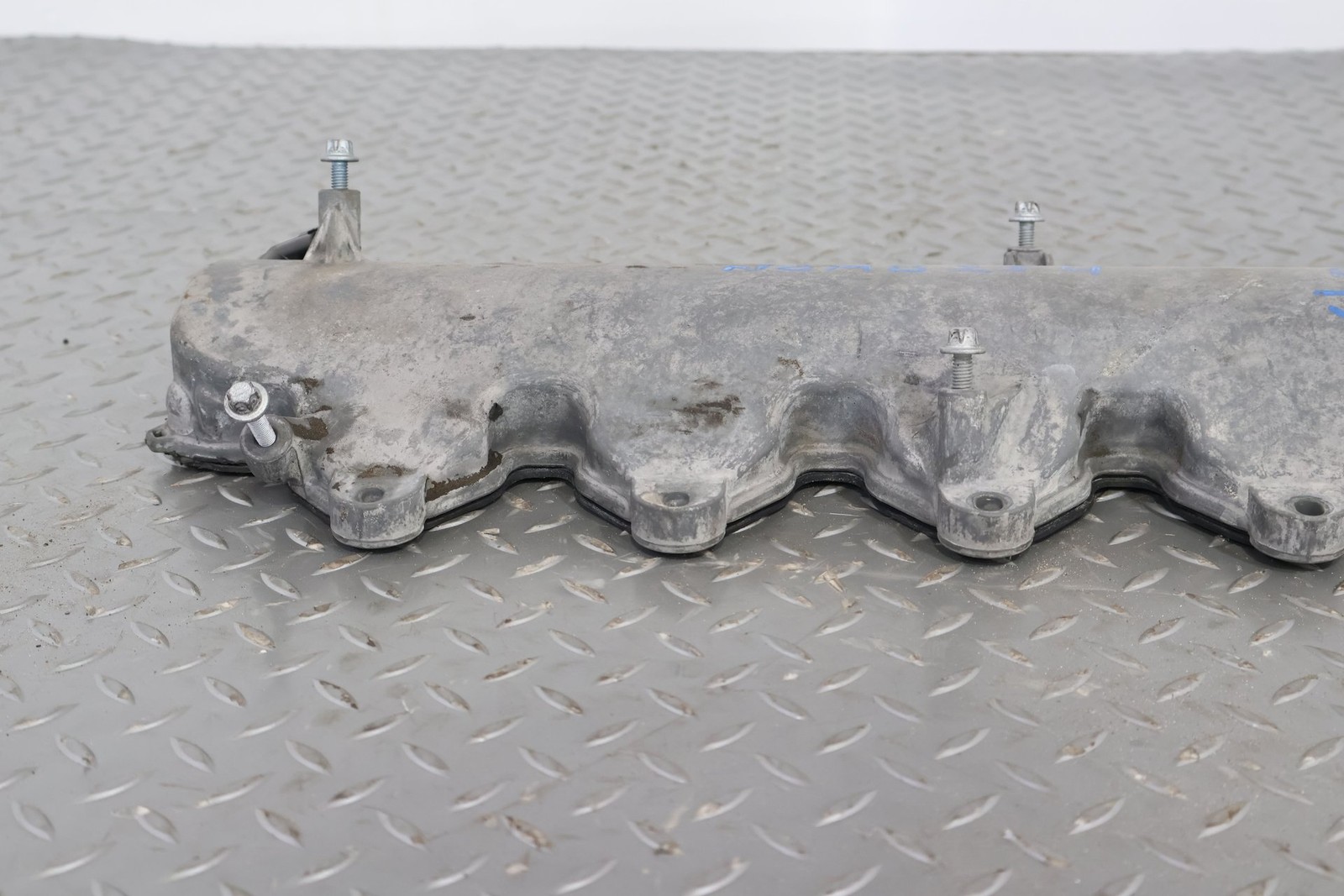 Maybach 57 2008 Right Valve cover