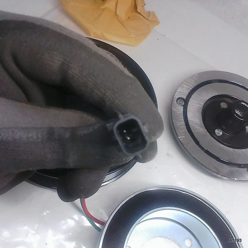 Conjunto de embrague compresor de aire acondicionado para Nissan Máxima Murano Pathfinder 2009-2017 Foto 2 de 4