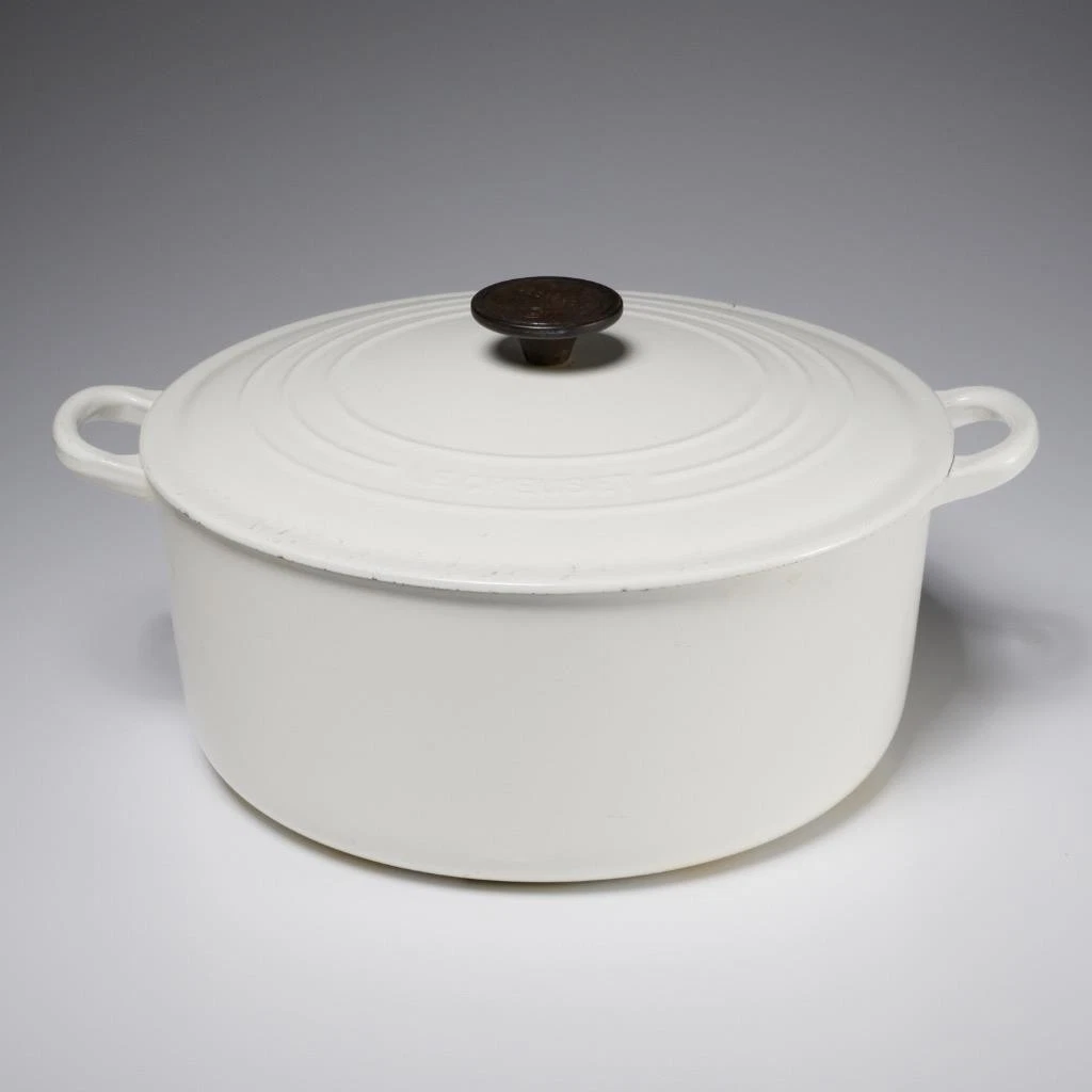 Le Creuset Signature Deep Round White Enamel Cast Iron Dutch Oven 28 7.25qt