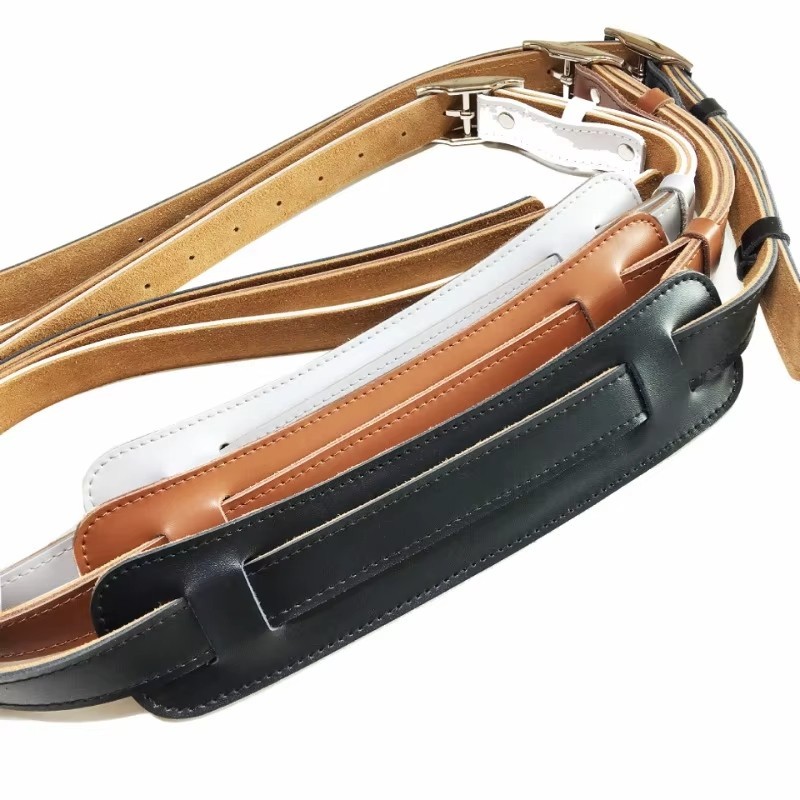 Sangle guitare cuir vintage en cuir de vachette brun avec pad d'épaule confortable
