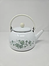 Metal Kettle & Lid Callaway (Corelle) by Corning Corelle