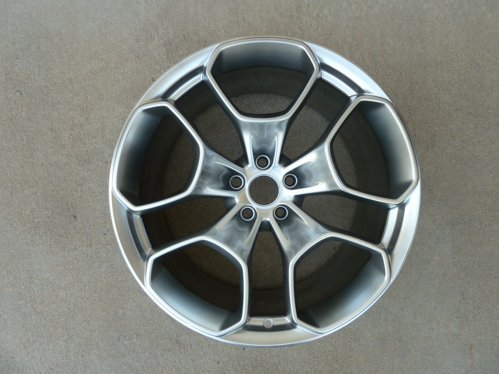 LAMBORGHINI HURACAN 20" FACTORY GIANO OEM WHEEL REAR RIM SILVER 11x20