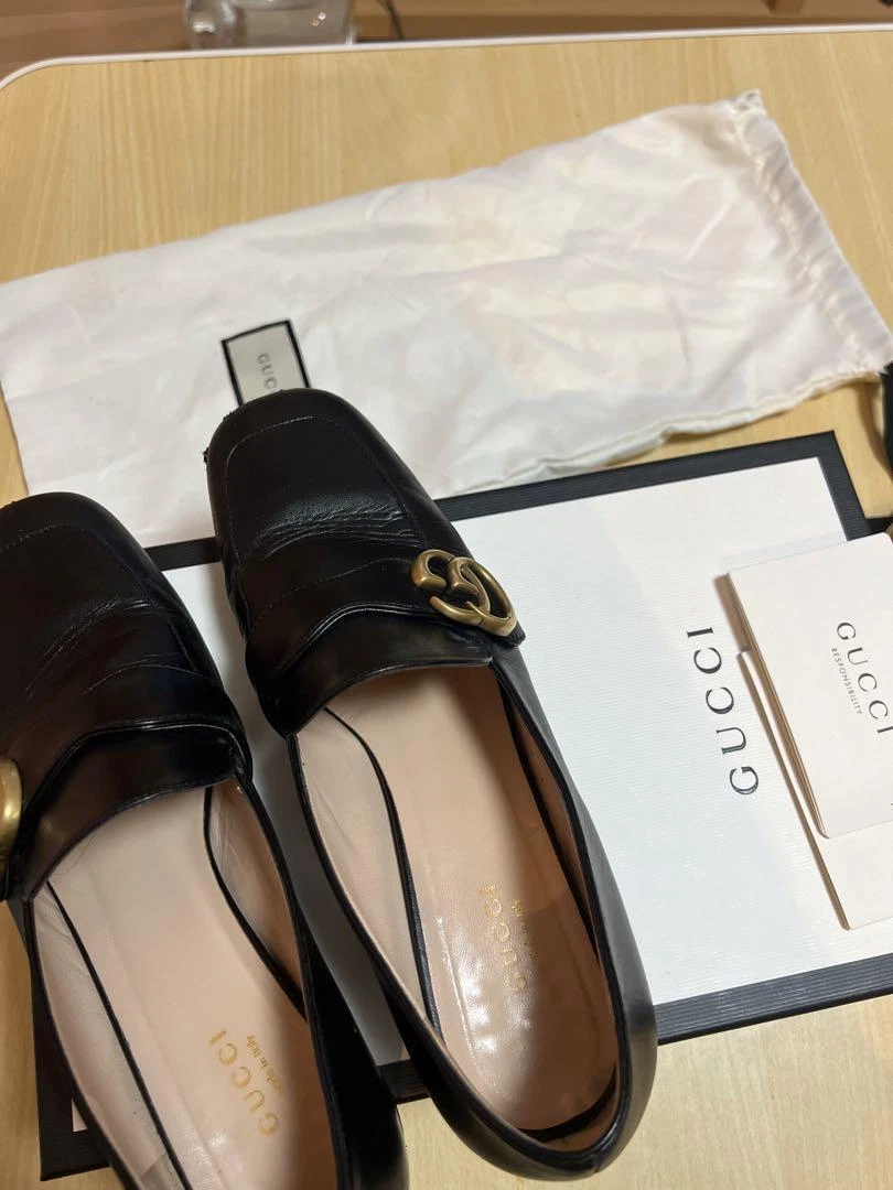 Mocassins femme GUCCI GG Marmont cuir noir EU38/US8 authentiques du Japon