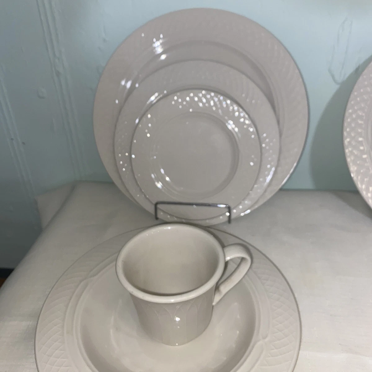 Gothic dinner clearance set