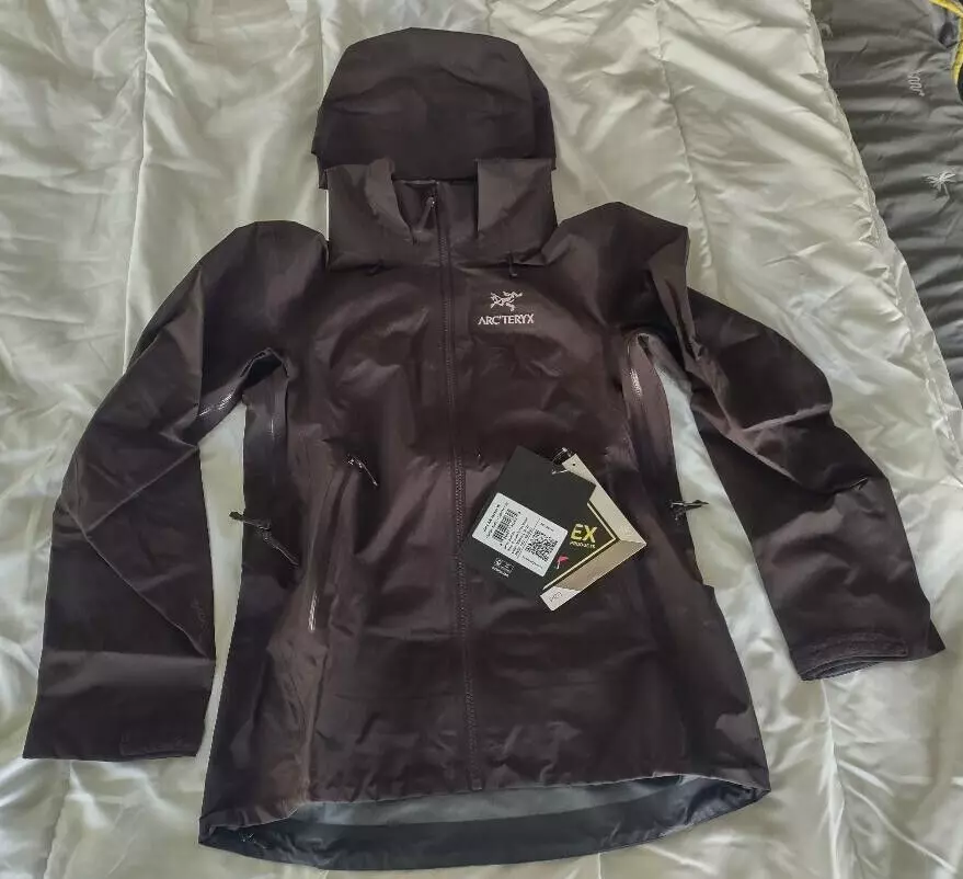 Arcteryx Beta AR Gore Tex Pro Jacket Womens size Double Ext Small Color Bitters