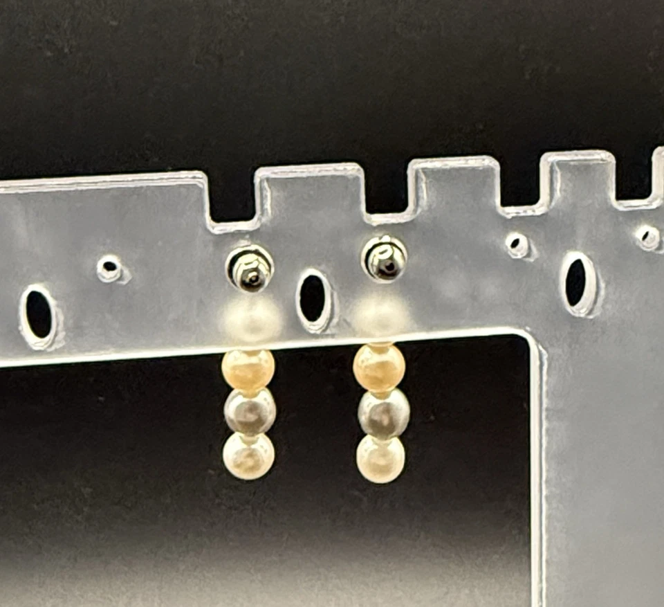 Pendientes colgantes de perlas multitono crema champán apilados tono plateado moda Foto 4 de 4