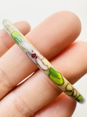 Vintage Asian Export Cream Green Cloisonne  Enamel Flowers Bangle Bracelet 7.5 
