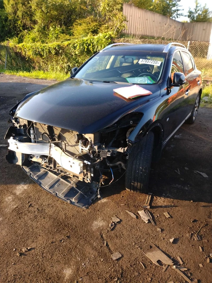 2017 INFINITI QX50 A/C Compressor OEM 926001CB0A 95000 Miles Black - Image 3 of 4