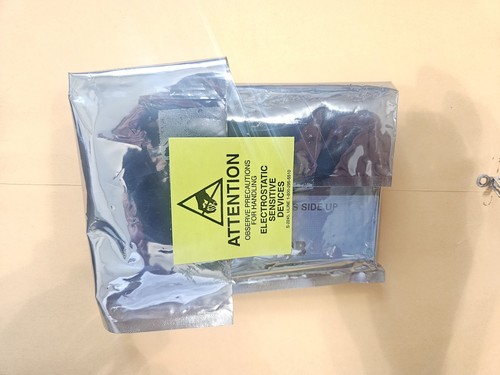Oracle 7057184 7055247 1U/2U Remote Battery Bezel and Rail Assembly LSI BAT1S1P - 第 1/8 張圖片