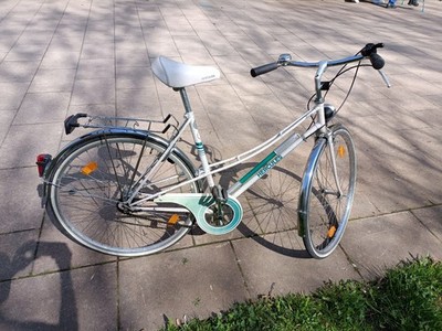 Original Vintage - Gemütliches Damenfahrrad mit 5 Gang Sachs Nabenschaltung