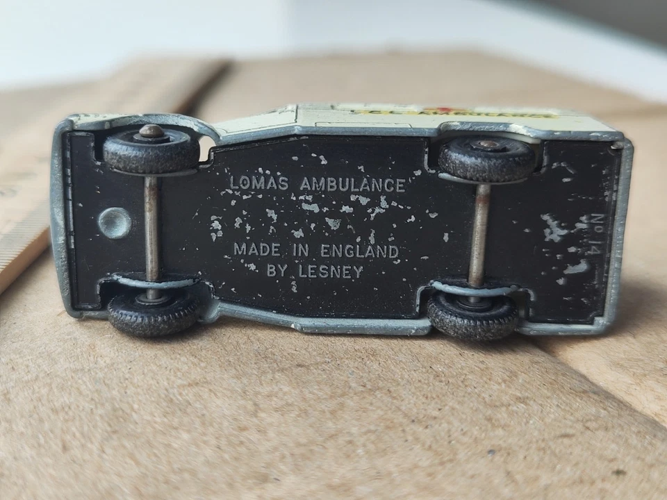 Vintage Retro Car Lomas Ambulance #14, modellini di piccole auto in metallo, ... - Immagine 3 di 4