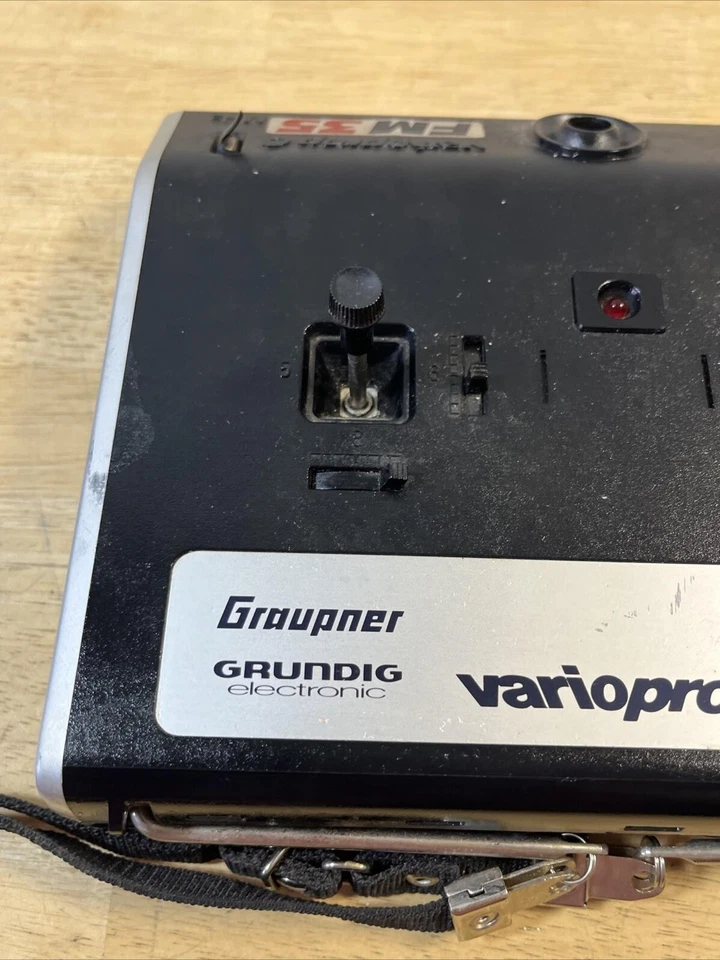 Radio RC Graupner Varioprop C8 FM 35 1977 de colección SIN PROBAR COMO ESTÁ Foto 2 de 4
