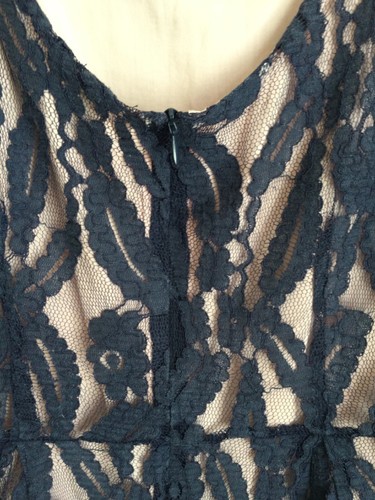 culture navy lace dress size medium perfect condition - Picture 6 of 8