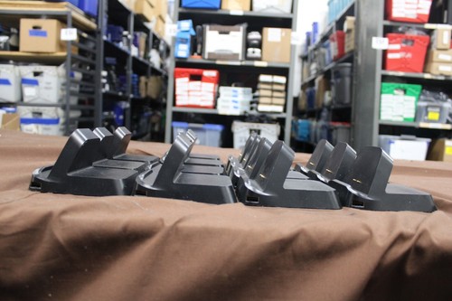 Lot of 14 iPort Charge Stand 2 USB Charging Cradle Dock Port 70235 - 第 6/6 張圖片