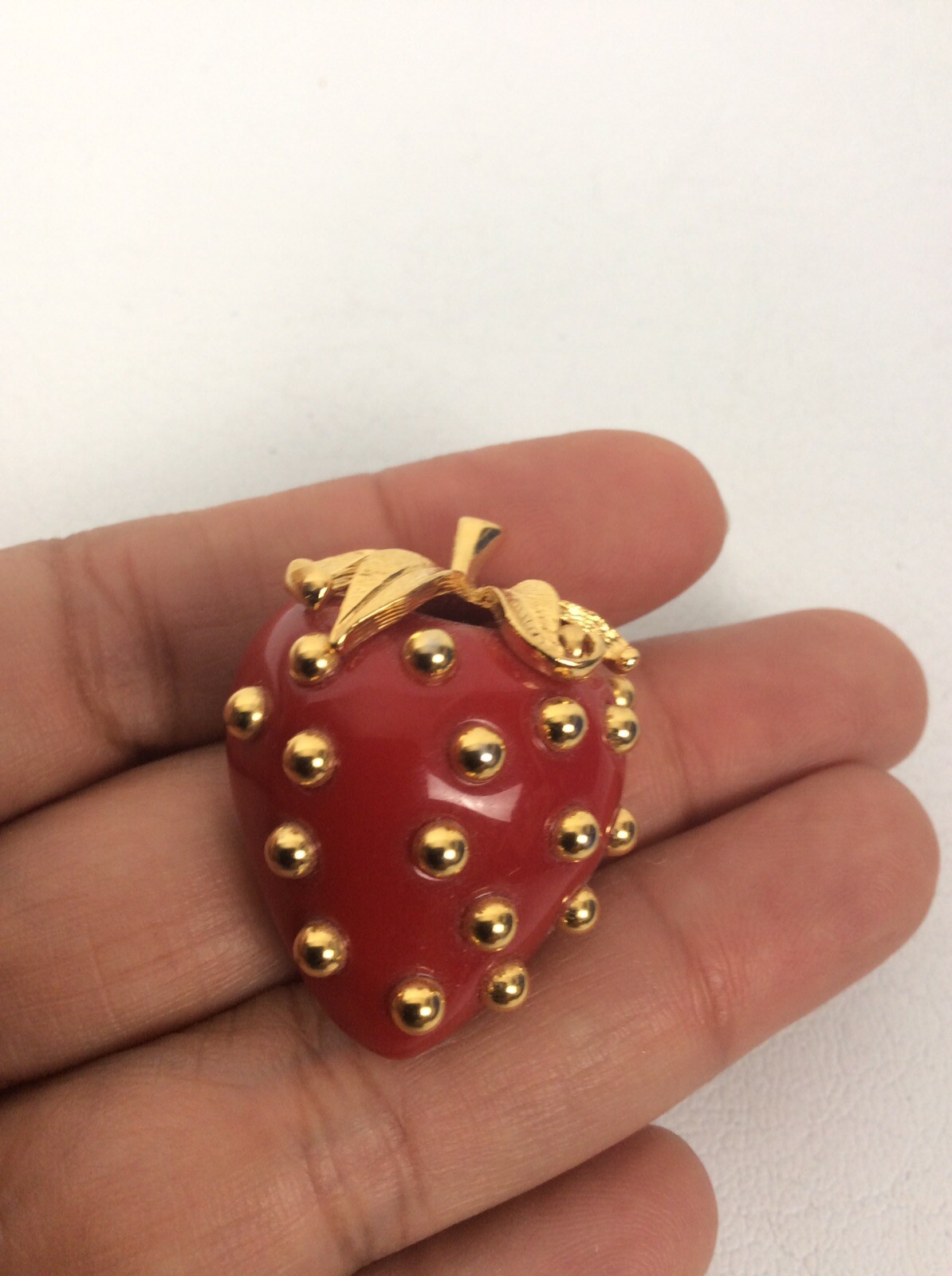 Beautiful  vtg. KJL Kenneth Jay Lane Red Lucite S… - image 1