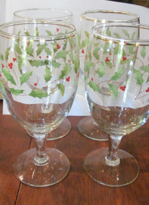 *Lenox Holiday Dimension Wine Glasses 7 3/8" Set of 4 Christmas Holly  Goblets