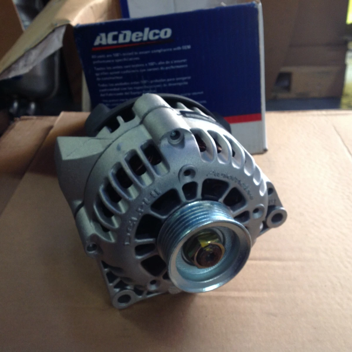 GM AC Delco Pontiac Firebird 5.7 V8 Alternator 19152060 3211751 