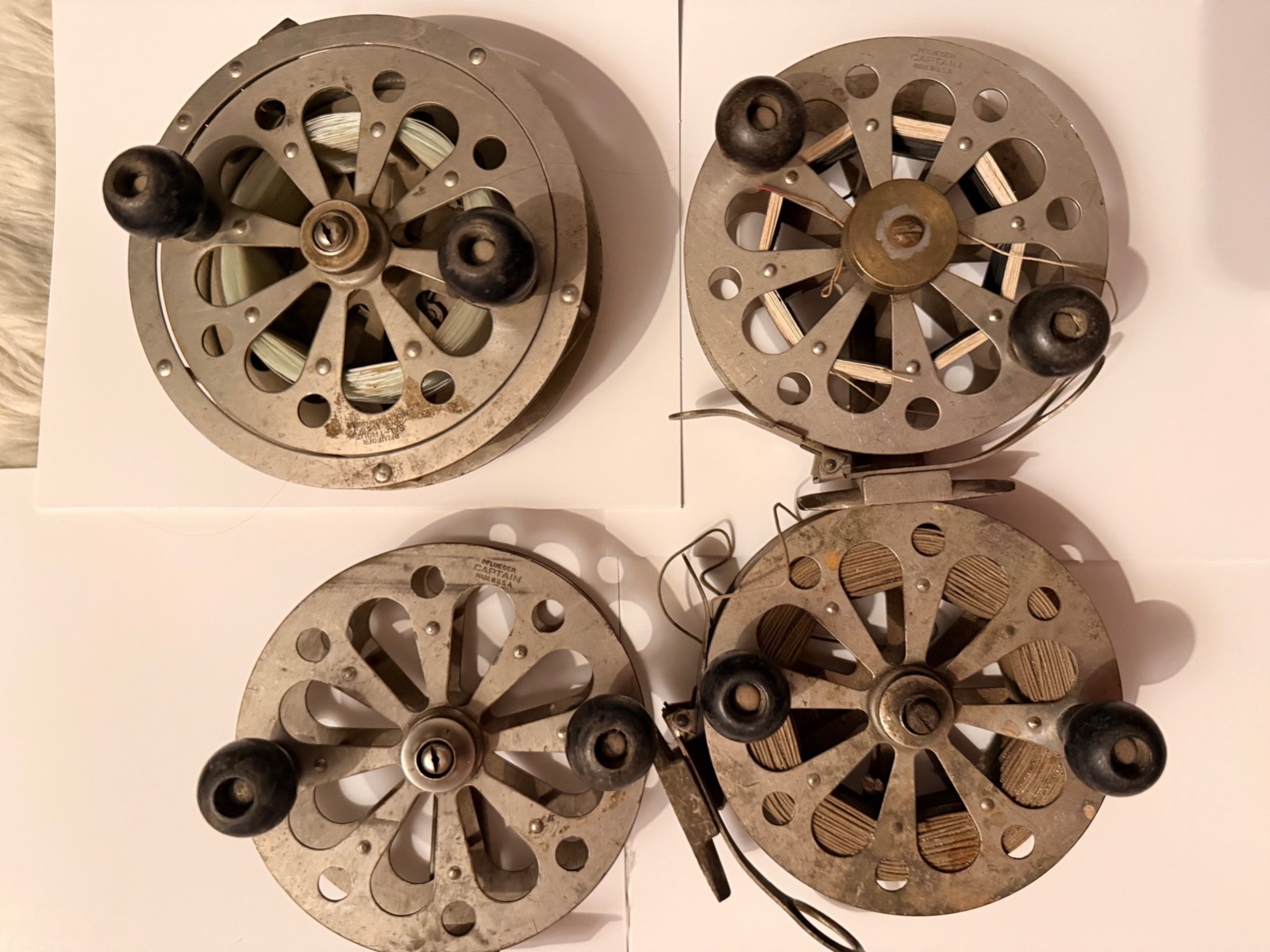 4 Vintage Pflueger Captain Fishing Reel Pre-Owned AS IS - FISH-ON! REELS