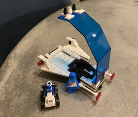 Vintage LEGO Space #6883 and #6884 Terrestrial Rover & Aero Module