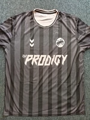 The prodigy shirt from 2026 UK tour. Size Large.Completely new & unworn.