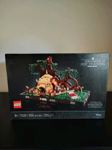 LEGO Star Wars: Dagobah Jedi Training Diorama (75330) SEALED