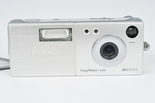 Kodak Easy Share LS420 2.1MP Vintage Kompakt Digitalkamera mit Tasche & SD-Karte - Bild 2 von 10