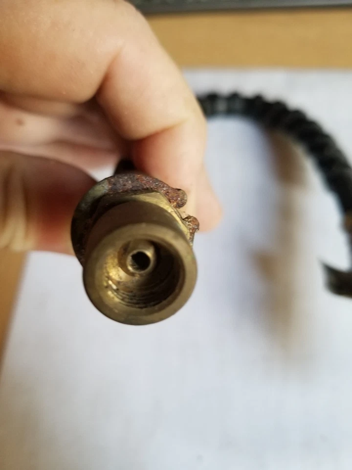 Manguera de freno vintage Wagner F78092 1972-1980 Ford Lincoln Mercury Foto 3 de 4