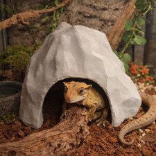 Plastic Reptile Habitat Realistic Hidden Cave Shelter for Amphibians