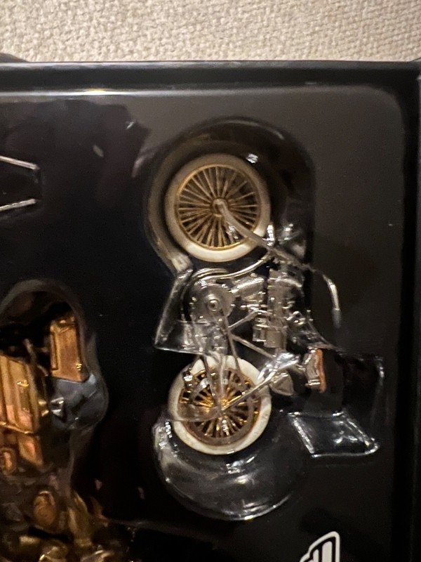 keepsake Harley Davidson collectible