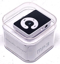 MP3 Multimedia Music Player 1GB USB Flash Disk w Clip headphones Charger Cable