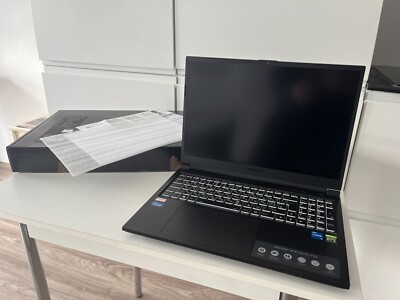 Medion ERAZER Specialist P10 NEU Gaming Laptop Notebook GARANTIE! Windows 11 RTX