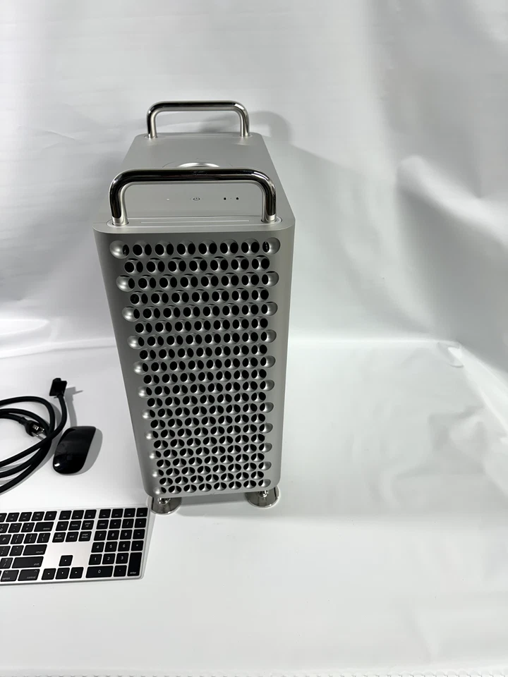 🔥🔥🔥 Mac Pro Tower 3.5 GHz 8-Core 96GB RAM 8TB SSD Radeon Pro 580X 8GB - Image 3 of 4