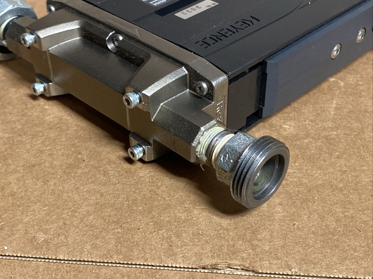 KEYENCE FD-SS20A 20L Coriolis Digital Flow Sensor Meter FD-S KEYENCE FD-SS20A 20L Coriolis Digital Flow Sensor Meter FD-S